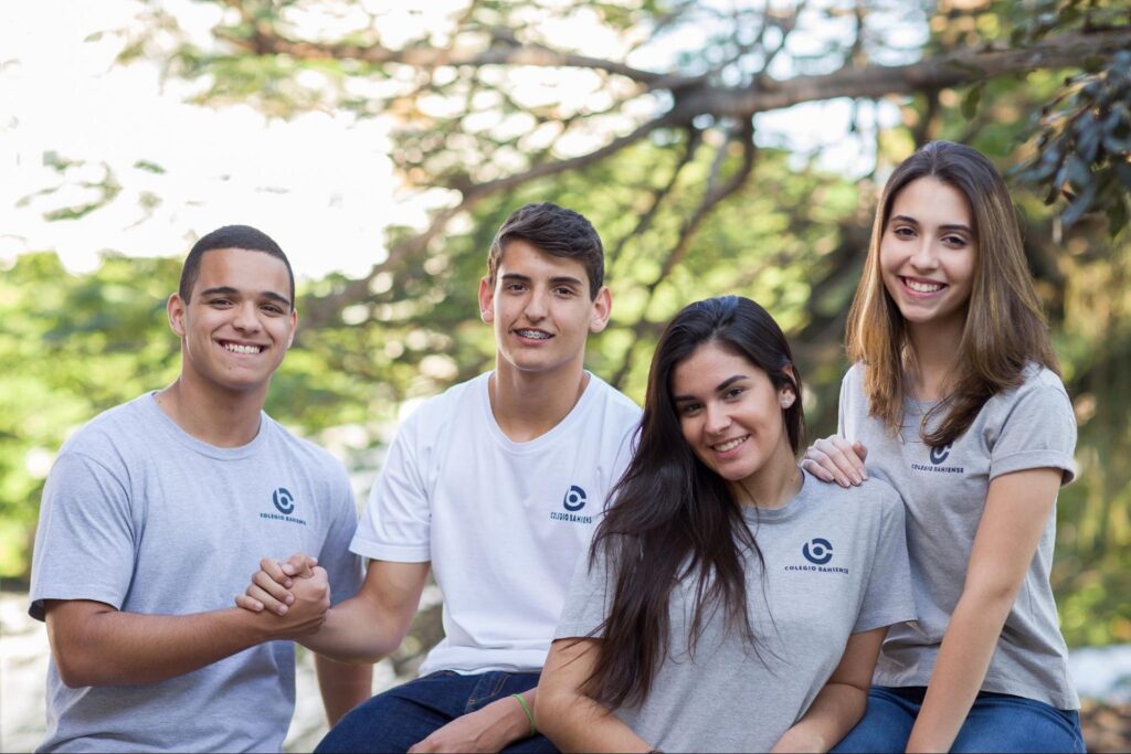 Adolescentes em momentos de lazer