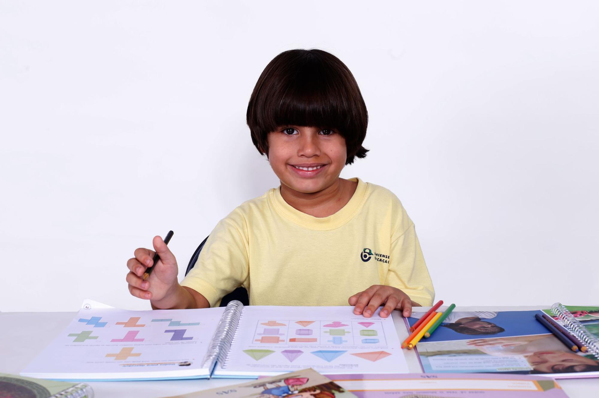 Alfabetização infantil do aluno do Colégio Bahiense